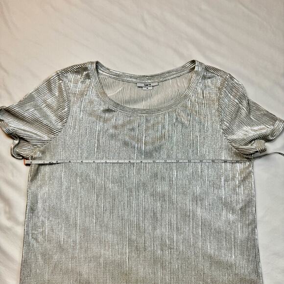 Bar III Metallic Ribbed Textured Top Silver Women’s Medium Scoop Neck Shimmer - Picture 6 of 16
